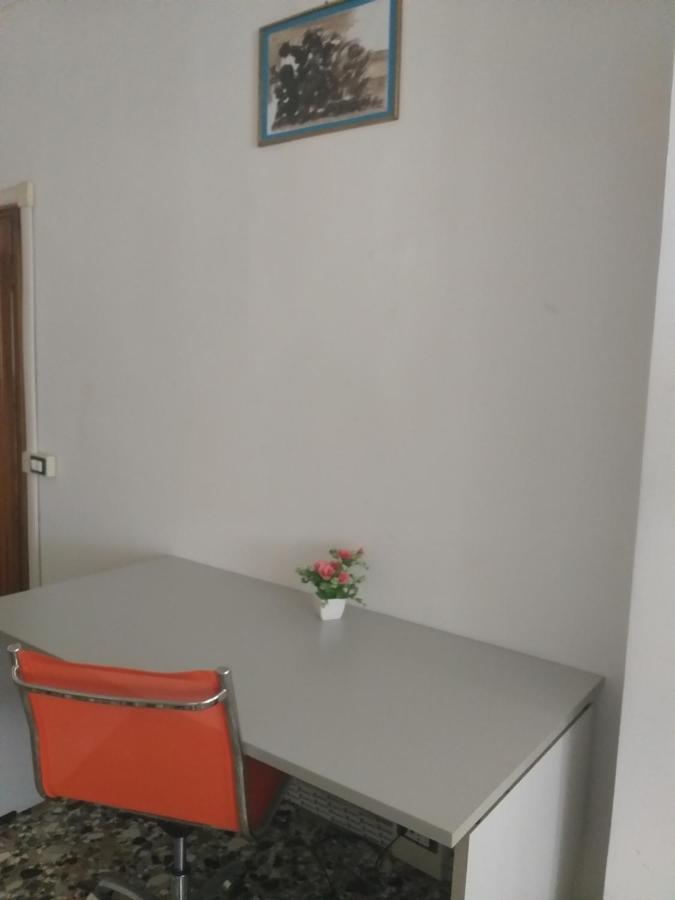 Full Moon View Rialto Hotel Венеция Екстериор снимка